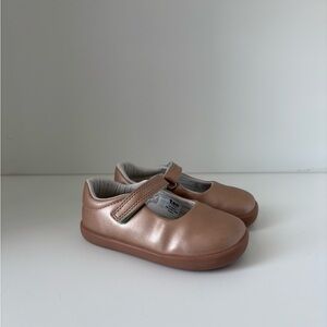 Ten Little Gold Mary Jane’s - Size 9T